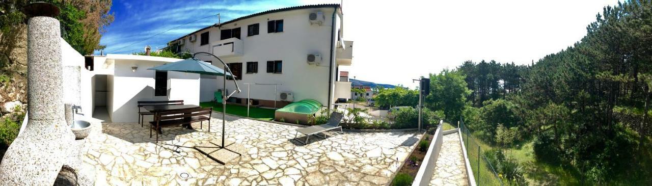 Apartmani Lisac Baska  Exterior photo