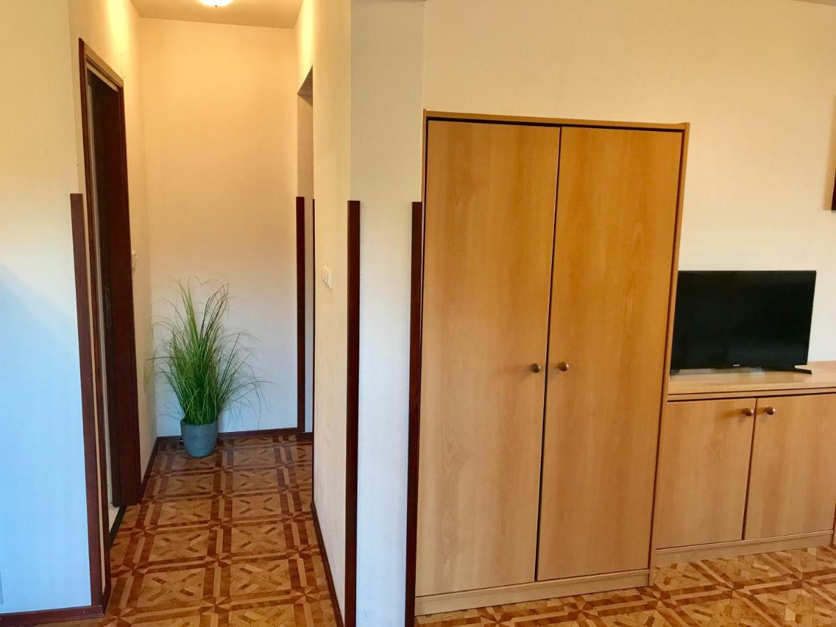 Apartmani Lisac Baska  Exterior photo