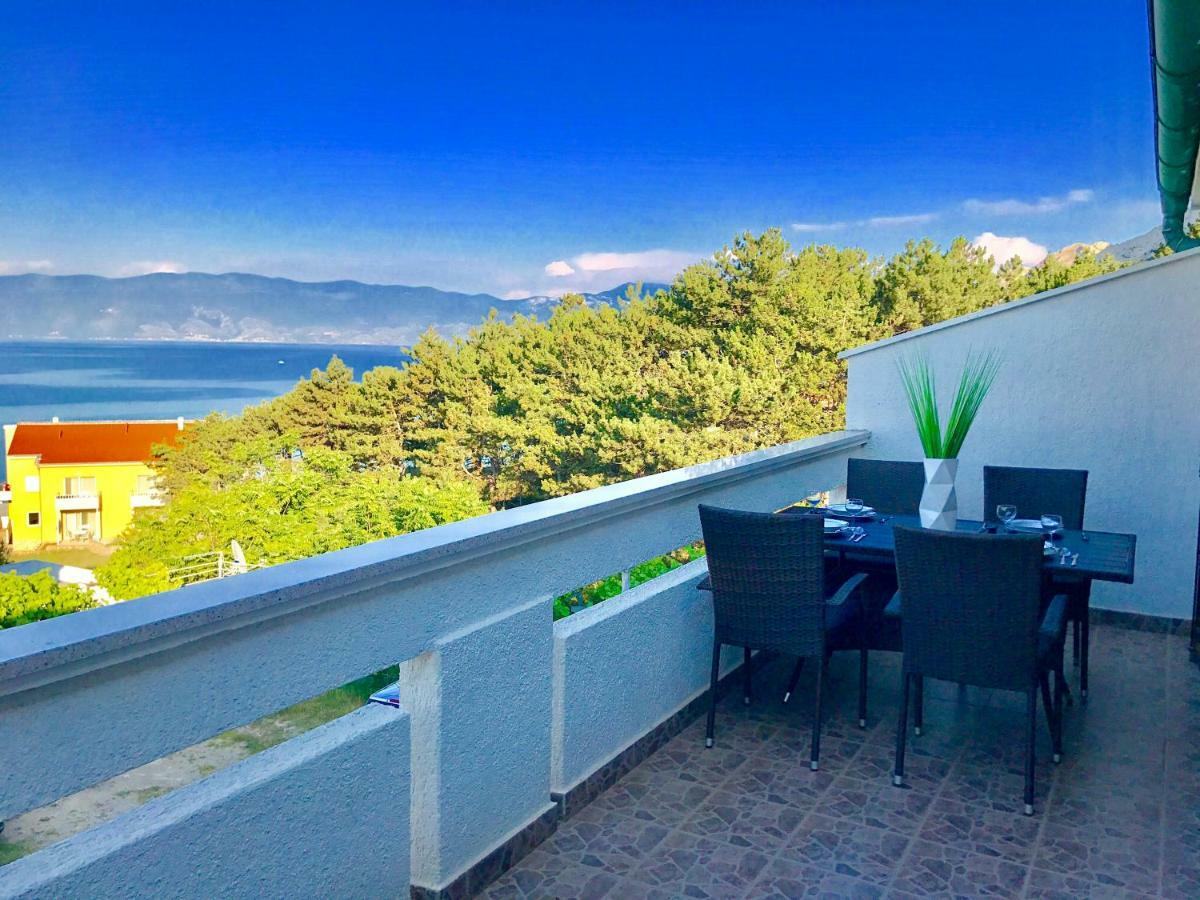 Apartmani Lisac Baska  Exterior photo